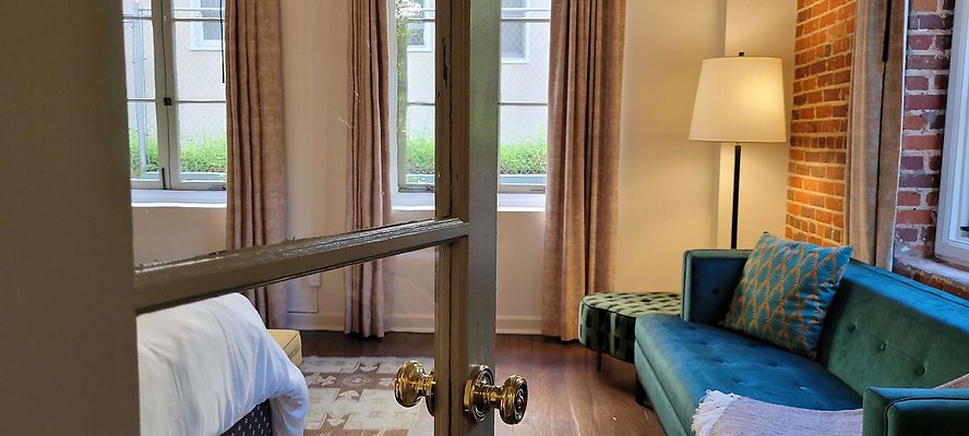 E Hwood VillaCarlotta 111831