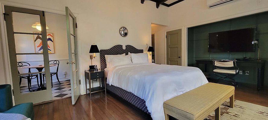 E Hwood VillaCarlotta 111633