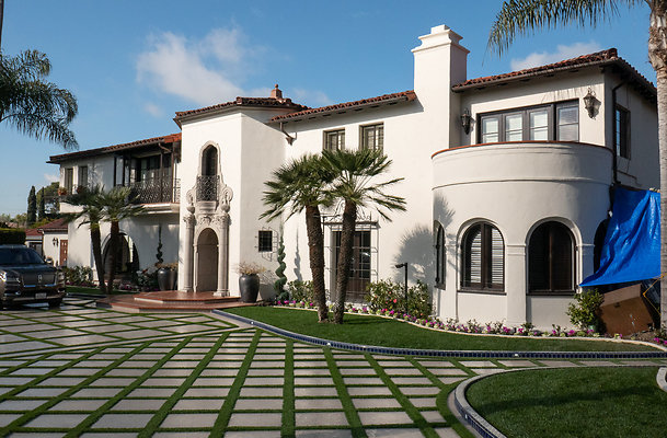 907 El Campo Dr upload