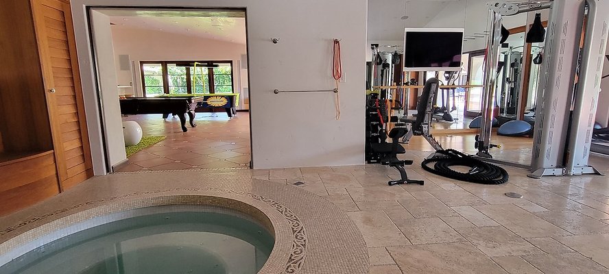 Pasadena Mansion ElCampo