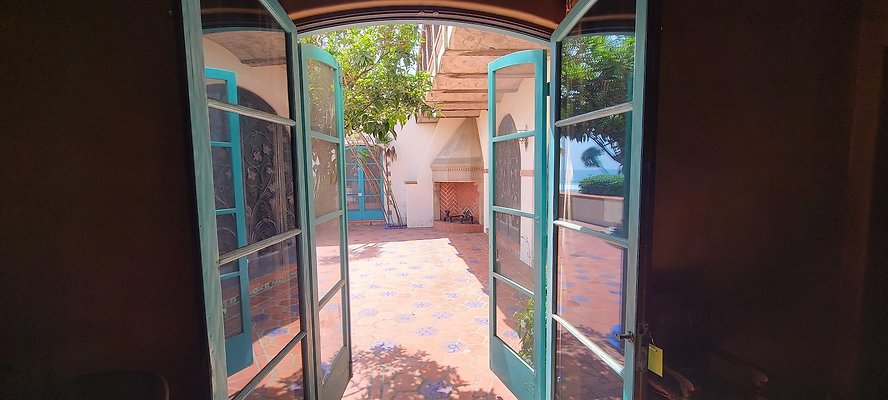 114124 copy 114124 copy