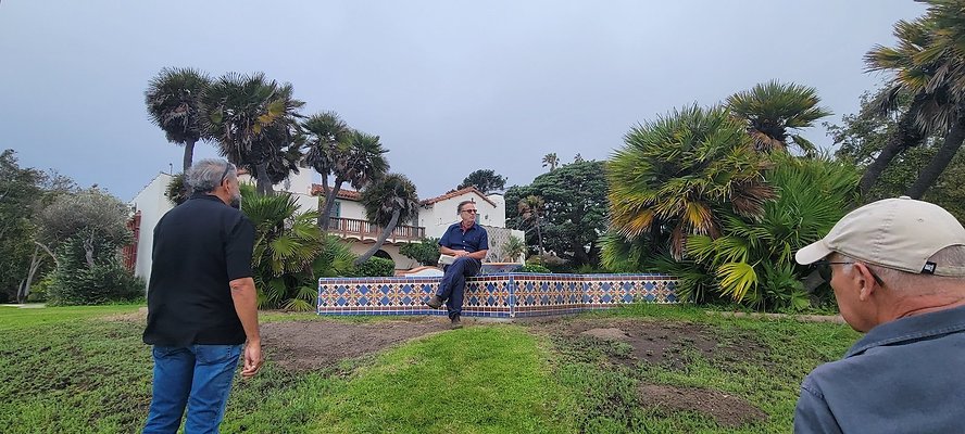 094622 copy 094622 copy