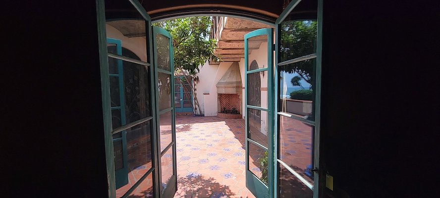 114129 copy 114129 copy